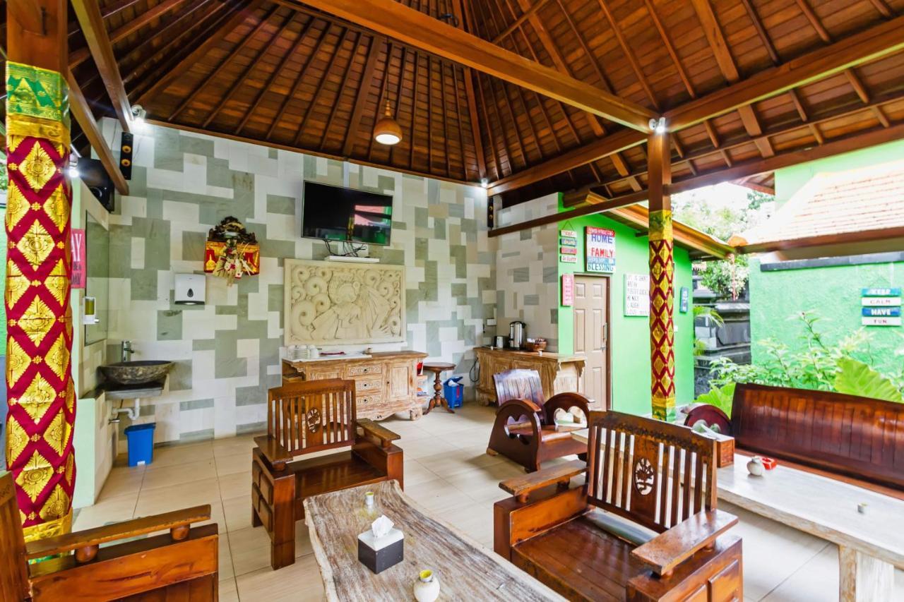 Lembongan Hostel Nusa Lembongan Esterno foto